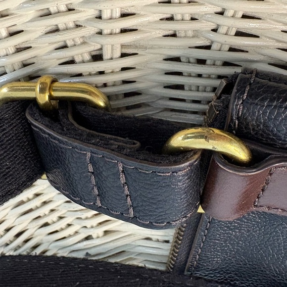 Black Fossil Explorer Leather Crossbody Bag with Gold Accents - Picture 7 of 9